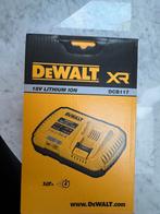 Dewalt 12A oplader (nieuw in de doos), Ophalen, Zo goed als nieuw