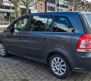 Gezocht !!! Dakdragers Opel zafira zonder dakreels 