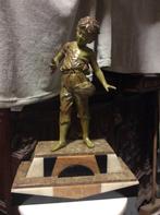 art deco beeldje, Enlèvement