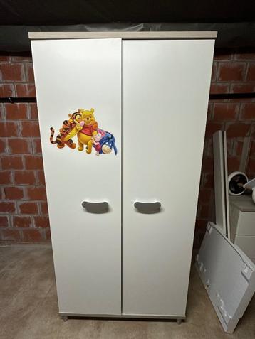 Complete babykamer  beschikbaar voor biedingen