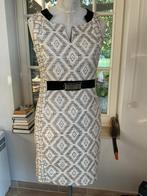 Jurk van Talking French , maat 36, Kleding | Dames, Jurken, Ophalen of Verzenden, Zo goed als nieuw, Maat 36 (S), Beige