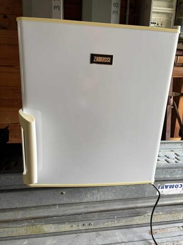 Petit Congélateur Zanussi beschikbaar voor biedingen