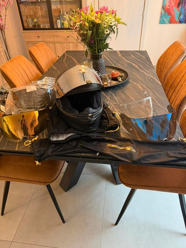 Casque Scorpion R1 evo à vendre, Vélos & Vélomoteurs, Casques de cyclomoteur, Enlèvement ou Envoi