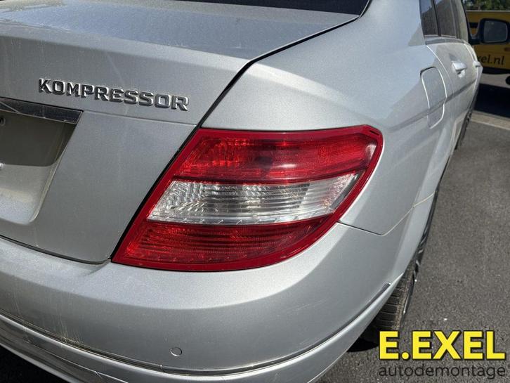 Achterlicht Rechts Mercedes C Klasse w204 2007-2014, Auto-onderdelen, Verlichting, Mercedes-Benz, Gebruikt, Herkomst onderdeel bekend