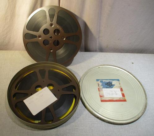 2 vieux rouleaux de film 16 mm - Région de Moscou/Ukraine -, TV, Hi-fi & Vidéo, Bobines de film, Film 16 mm, Enlèvement ou Envoi