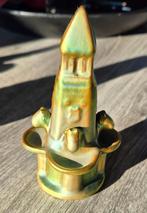 Eosin Glaze Obelisk Figurine    Hongaars porselein, Enlèvement ou Envoi