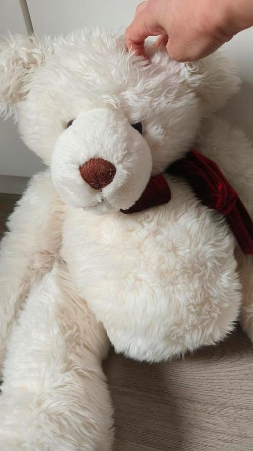 RUSS & Berrie grote witte beer ribbons middel bruine Tinsel, Verzamelen, Beren en Cherished Teddies, Zo goed als nieuw, Stoffen beer