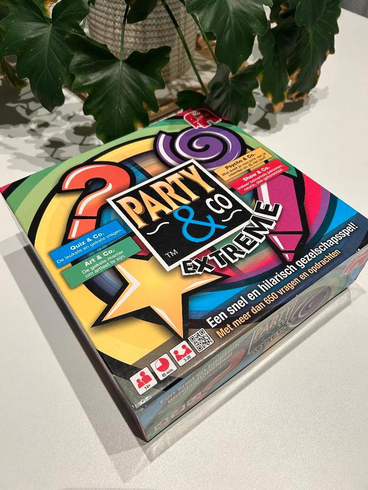 Party & Co Extreme • Nieuwstaat • Hilarisch gezelschapsspel!, Hobby en Vrije tijd, Gezelschapsspellen | Bordspellen, Zo goed als nieuw