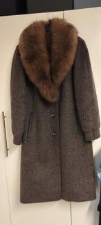 Damesmantel met pelskaag maat 50 okselbr 60, Kleding | Dames, Jassen | Winter, Ophalen, Zo goed als nieuw