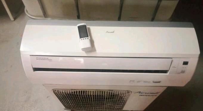 30 xAirco split unit A+++ verwarmen & koelen 3.5 kw, Elektronische apparatuur, Airco's, Zo goed als nieuw, Verwarmen, Ophalen of Verzenden