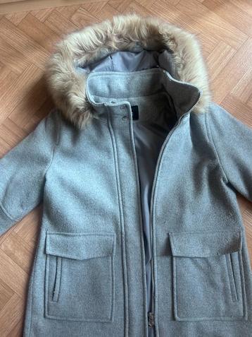 Mantel beschikbaar voor biedingen