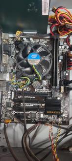 Gigabyte socket 1150 moederborden i5 cpu, Computers en Software, Ophalen of Verzenden, Zo goed als nieuw, DDR3