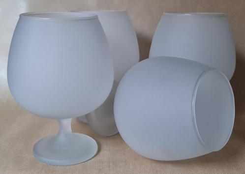 4 Coupes/Glazen - frosted/mat, Verzamelen, Glas en Drinkglazen, Nieuw, Overige typen, Ophalen of Verzenden