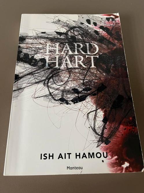 Ish Ait Hamou - Hard hart 5,00€, Boeken, Literatuur, Zo goed als nieuw, Ophalen of Verzenden