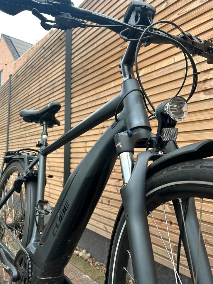 (WEINIG KM’S!!) Cube heren e-bike Performance, Fietsen en Brommers, Elektrische fietsen, Zo goed als nieuw, Cube, 51 tot 55 cm