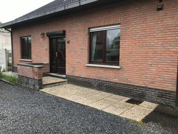 huis 4 / 6 slk en 3 bdk, 4 wc's , tuin, terras,1975€pmd Lier beschikbaar voor biedingen