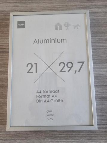 Cadre en aluminium 21 x 29,7 à la fois suspendu et debout