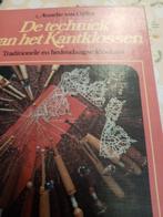 De techniek van het kantklossen, Hobby & Loisirs créatifs, Dentelle, Comme neuf, Enlèvement ou Envoi