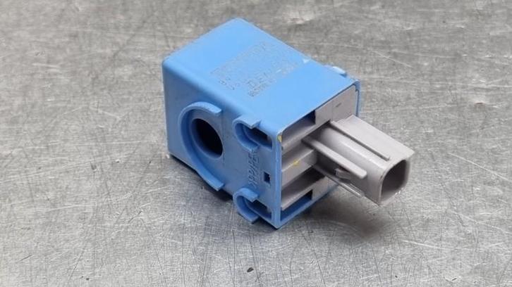 RELAIS Toyota C-HR (X1,X5) (|8974705010|0689004720|), Auto-onderdelen, Elektronica en Kabels, Toyota, Gebruikt