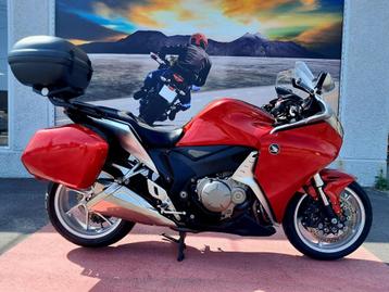 HONDA VFR 1200 ABS Garantie 1 ou 2 ans MOTOSD beschikbaar voor biedingen