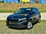 Skoda Karoq 1.5 TSI DSG  PANO / LED / CAMERA / GARANTIE, Auto's, Skoda, Stof, 1498 cc, Zwart, Karoq