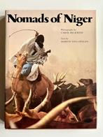 Nomads of Niger. Carol Beckwith & Marion van Offelen, Boeken, Kunst en Cultuur | Fotografie en Design, Fotografen, Carol Beckwith & Marion van Offelen