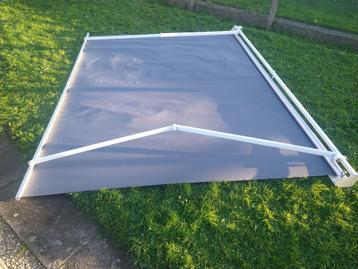 Zonneluifel.   Zonnezeil - schaduwdoek - zonnescherm 3x4 met beschikbaar voor biedingen