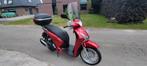 Honda SH 125 met topkoffer en windscherm., Motoren, Scooter, Particulier