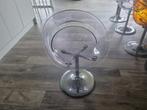 Designstoelen van het merk Tina by ARik Levy, Ophalen