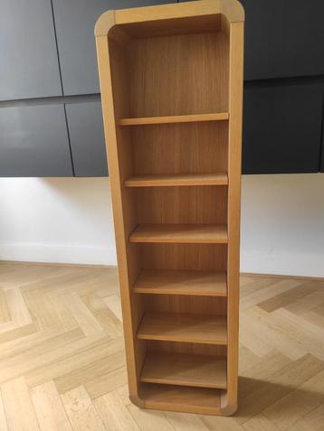 Koopje: CD-rek massief eikenhout model RADIUS Habitat  50€ beschikbaar voor biedingen