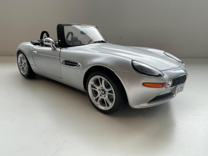 BMW Z8 - 1/18e, Hobby & Loisirs créatifs, Voitures miniatures | 1:18, Comme neuf, Voiture, Kyosho, Enlèvement ou Envoi