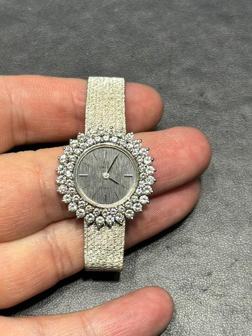 18k goud horloge met diamanten. Prachtstuk!, Handtassen en Accessoires, Horloges | Dames, Zo goed als nieuw, Polshorloge, Overige merken