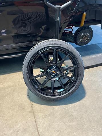 JR11 18inch velgen + all season banden Bridgestone beschikbaar voor biedingen