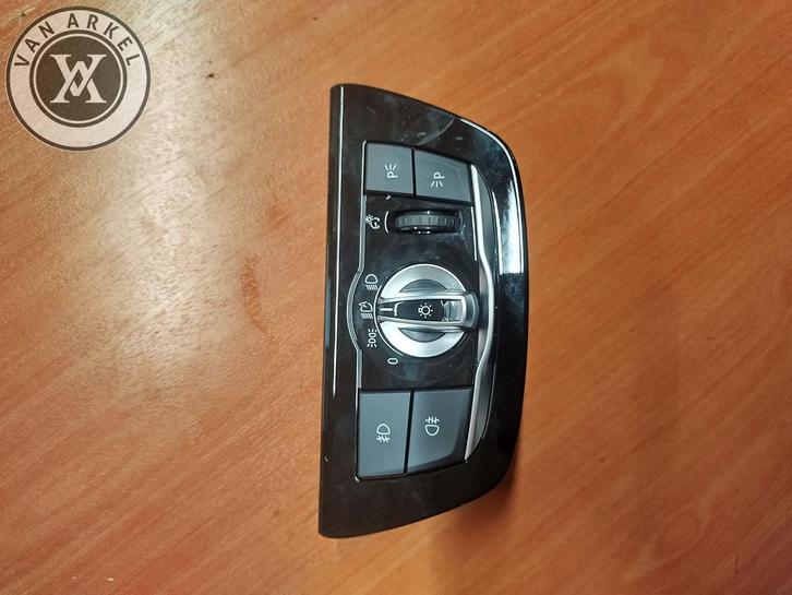 Lichtschakelaar G30 6841883, Auto-onderdelen, Dashboard en Schakelaars, BMW, Gebruikt, Ophalen of Verzenden