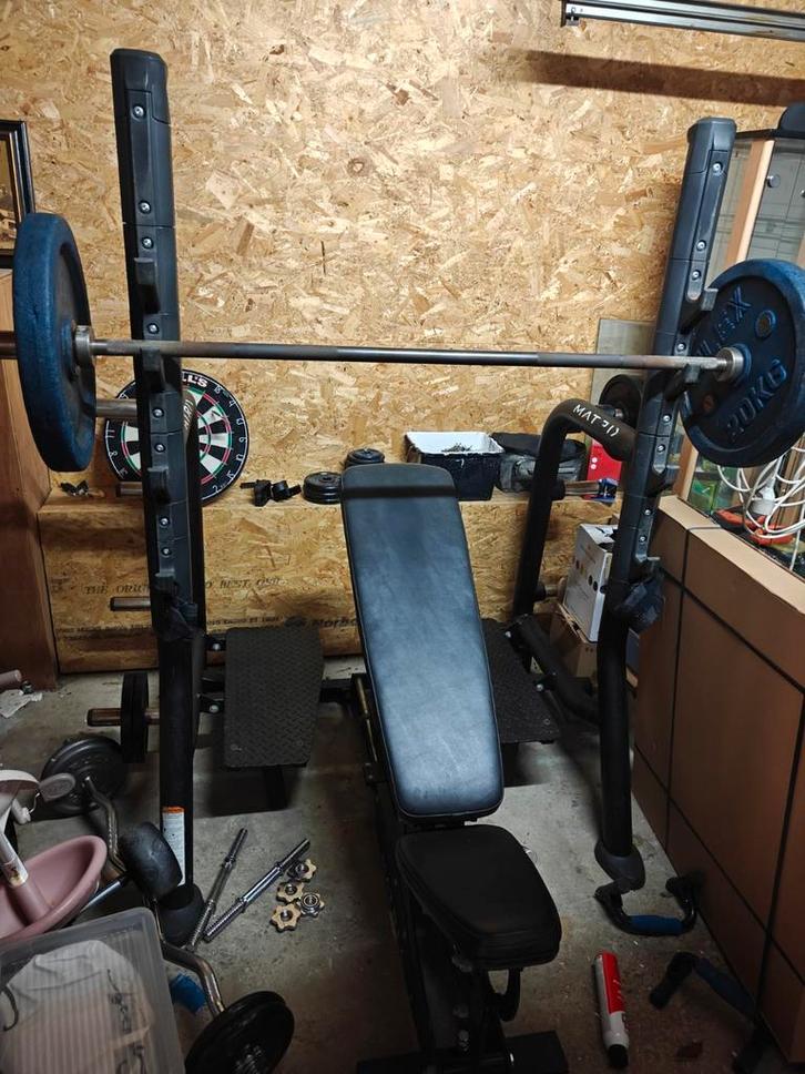 Bench avec banc inclinable et glissable MATRIX, Sport en Fitness, Fitnessapparatuur, Zo goed als nieuw, Ophalen