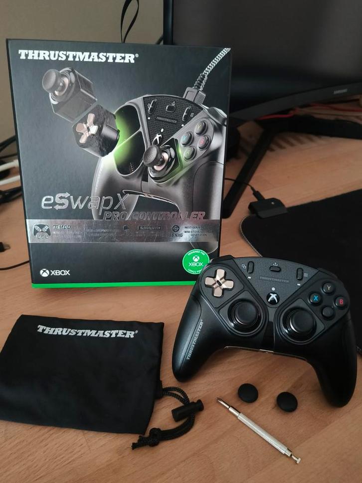 Thrustmaster eswap x pro controller (PC/xbox), Games en Spelcomputers, Spelcomputers | Xbox | Accessoires, Zo goed als nieuw, Xbox One