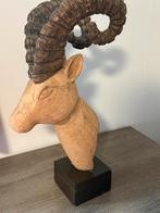 Steenbok beeld in hout, Antiek en Kunst, Ophalen