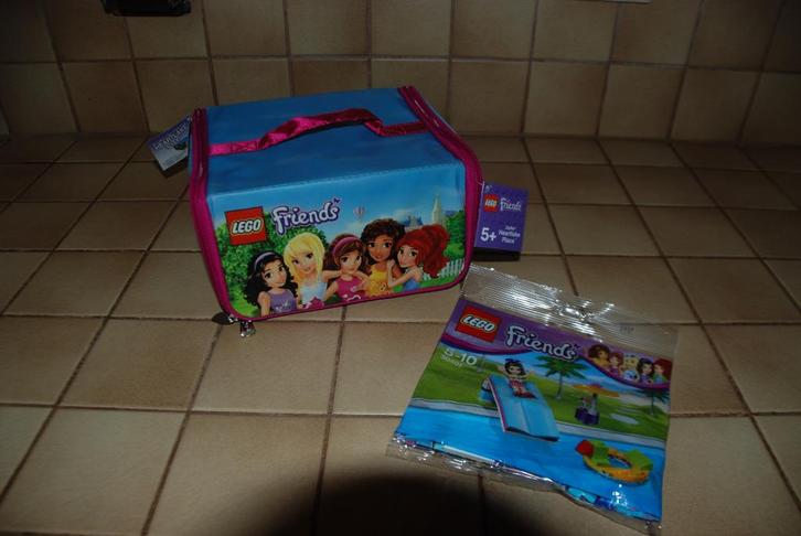 LEGO Friends Zwembadglijbaan in polybag + speelgoeddoos, Kinderen en Baby's, Speelgoed | Duplo en Lego, Nieuw, Lego, Complete set
