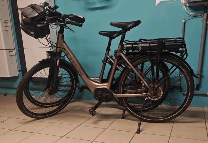 Trek verve+2 lowstep. 2 fietsen, Vélos & Vélomoteurs, Accessoires vélo | Compteurs de vélo, Enlèvement