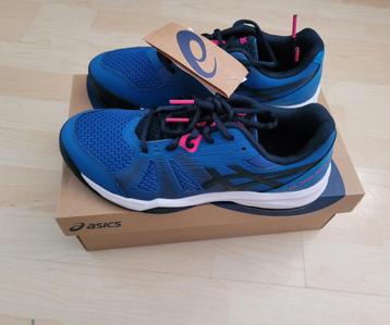 Nieuwe ASICS sneakers in maat 38 beschikbaar voor biedingen