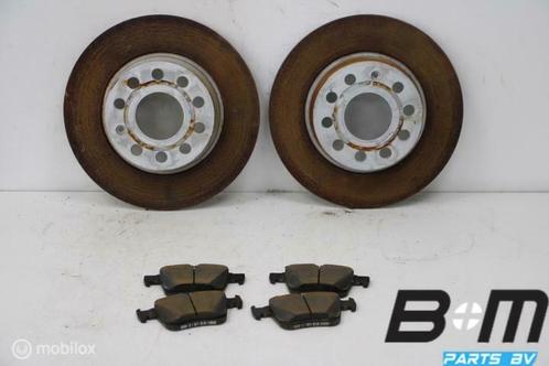 Set schijven + blokken achterzijde VW Golf 7 1K0615601AA, Auto-onderdelen, Remmen en Aandrijving, Gebruikt
