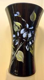 zwarte vaas in Booms glas beschilderd met bloemen, Enlèvement
