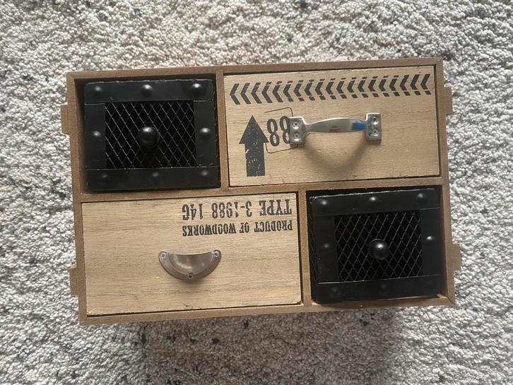 Opbergkastje met lades, Huis en Inrichting, Kasten | Dressoirs, Zo goed als nieuw, Minder dan 50 cm, Minder dan 25 cm, Met lade(s)