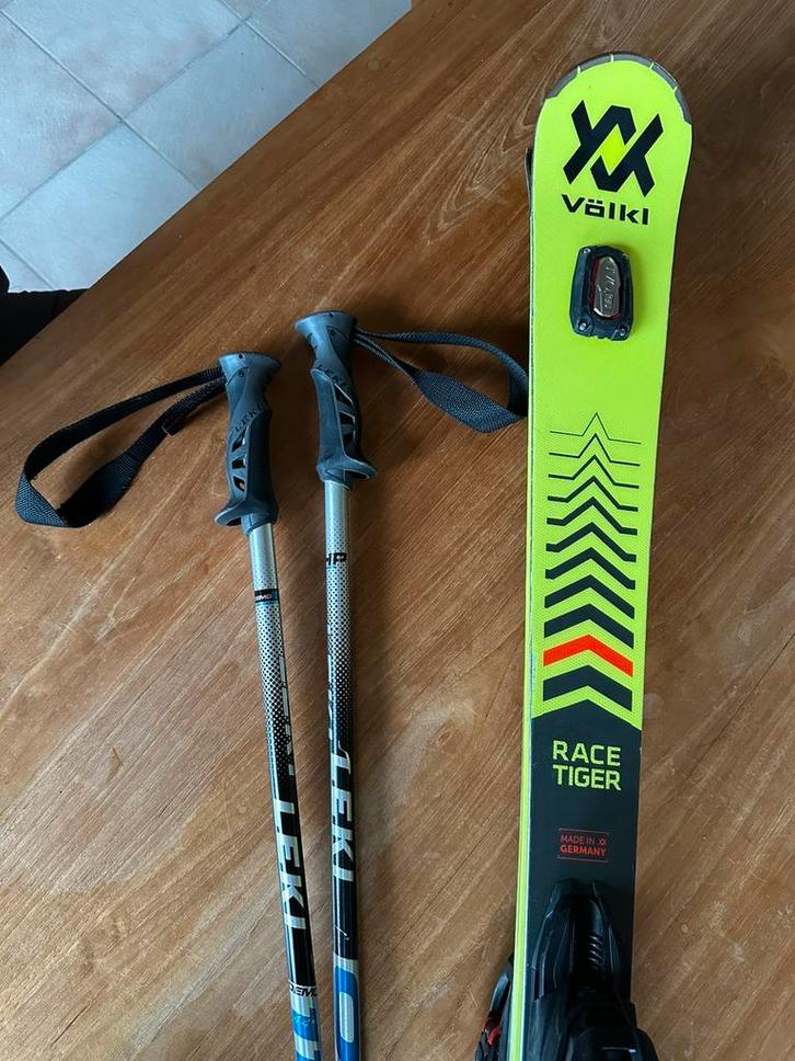 skiset VOLKL RACE TIGER 11 + boots NORDICA 25 25,5, Sport en Fitness, Skiën en Langlaufen, Zo goed als nieuw, Ski's, Ski, Overige merken