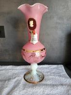 Vase en opaline, Antiek en Kunst, Antiek | Vazen, Ophalen of Verzenden