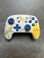 Nintendo Switch Pro Controller - Pikachu Editie, Games en Spelcomputers, Ophalen, Zo goed als nieuw, Switch