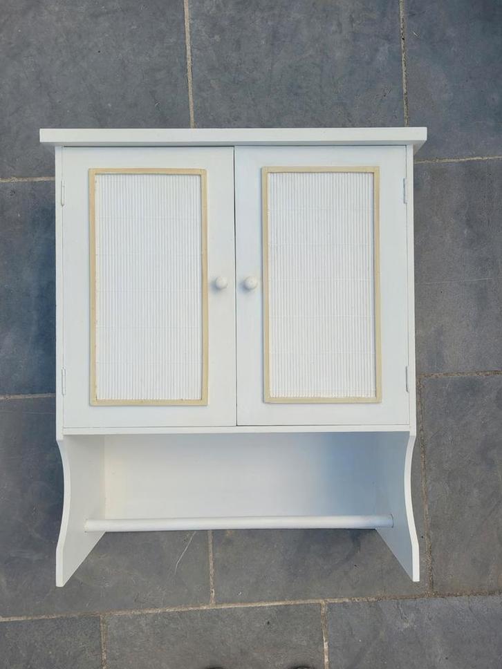 Petit meuble à suspendre, Huis en Inrichting, Woonaccessoires | Wandplanken en Boekenplanken, Zo goed als nieuw, Ophalen