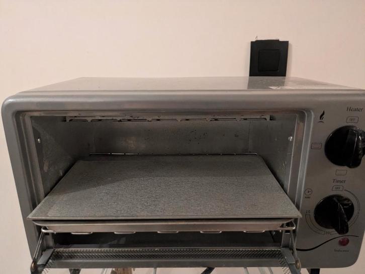 Four électrique compact - pour une chambre / un studio - 20€, Electroménager, Fours, Comme neuf, Autoportant, Moins de 45 cm, Moins de 45 cm