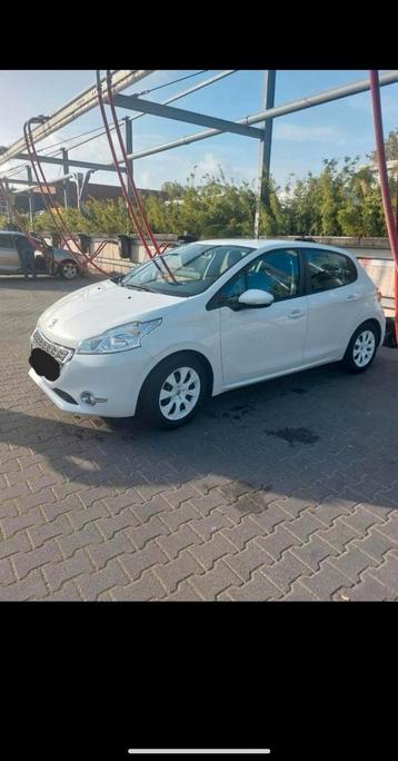 Peugeot 208 1.2 VTi Boujaar 2013 82pk  beschikbaar voor biedingen