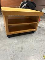 Nachtkasje op wieltjes, Ophalen, Zo goed als nieuw